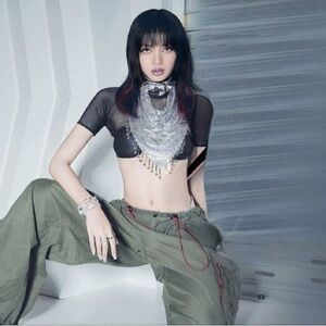 Lisa Shutdown music video Ponystone Top